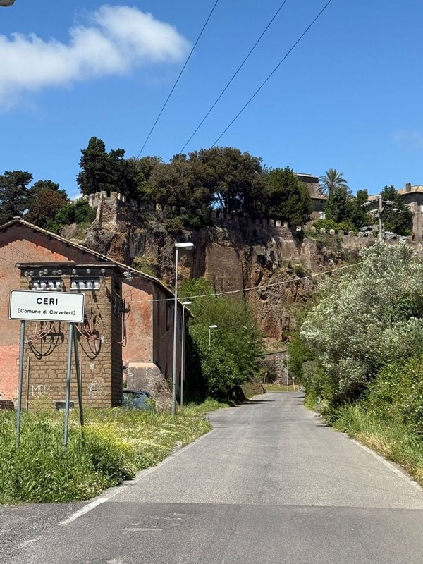 appartamento in vendita a Cerveteri in zona Ceri