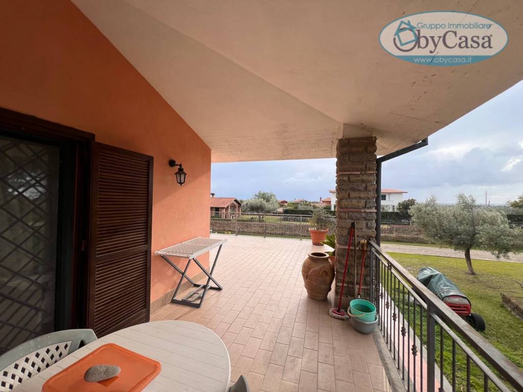 casa indipendente in vendita a Cerveteri in zona Sasso