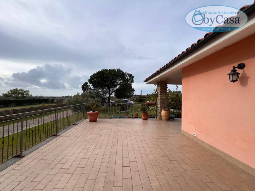 casa indipendente in vendita a Cerveteri in zona Furbara