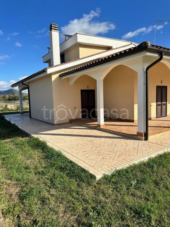 casa indipendente in vendita a Cerveteri in zona Furbara