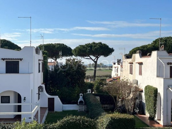 casa indipendente in vendita a Cerveteri in zona Cerenova