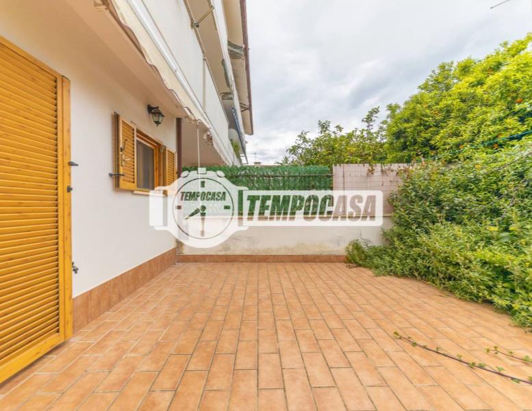 appartamento in vendita a Cerveteri in zona Marina di Cerveteri