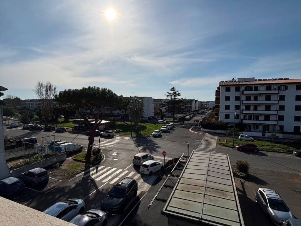 appartamento in vendita a Cerveteri in zona Cerenova