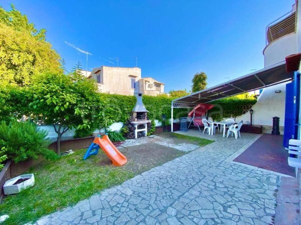 casa indipendente in vendita a Cerveteri