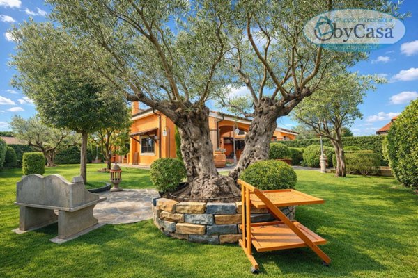 casa indipendente in vendita a Cerveteri