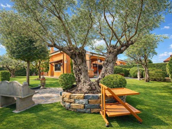casa indipendente in vendita a Cerveteri