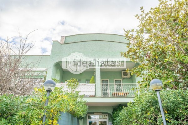 appartamento in vendita a Cerveteri in zona Cerenova