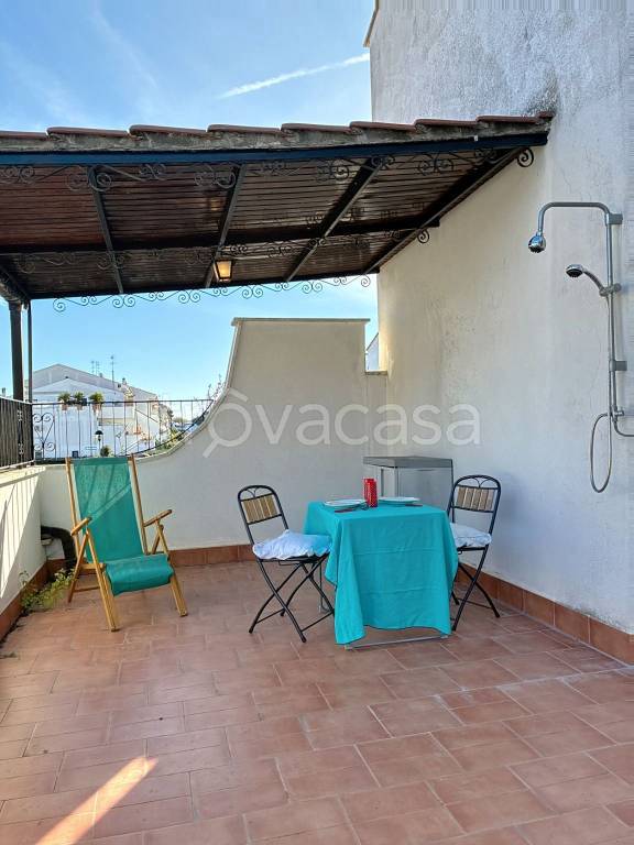 appartamento in vendita a Cerveteri in zona Marina di Cerveteri