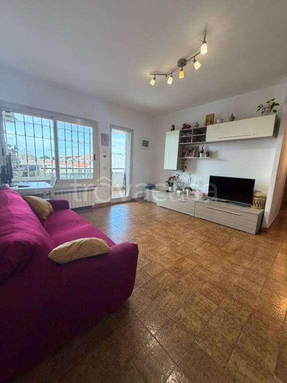 appartamento in vendita a Cerveteri in zona Marina di Cerveteri