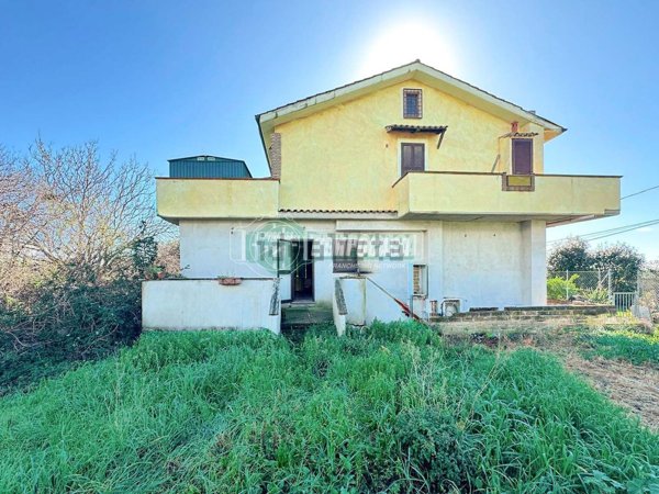 appartamento in vendita a Cerveteri in zona Zambra