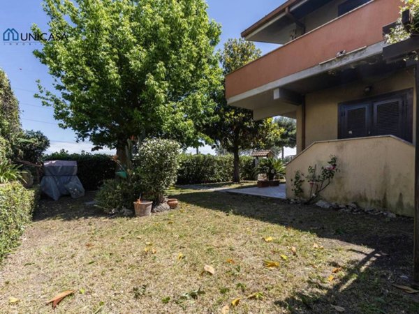 casa indipendente in vendita a Cerveteri in zona Valcanneto