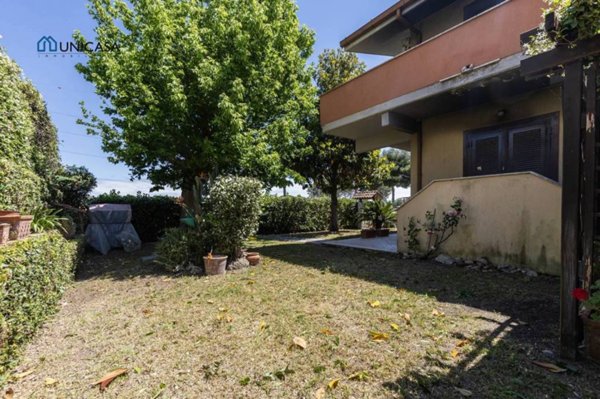 casa indipendente in vendita a Cerveteri in zona Valcanneto