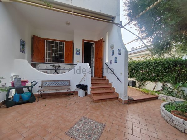 appartamento in vendita a Cerveteri in zona Cerenova