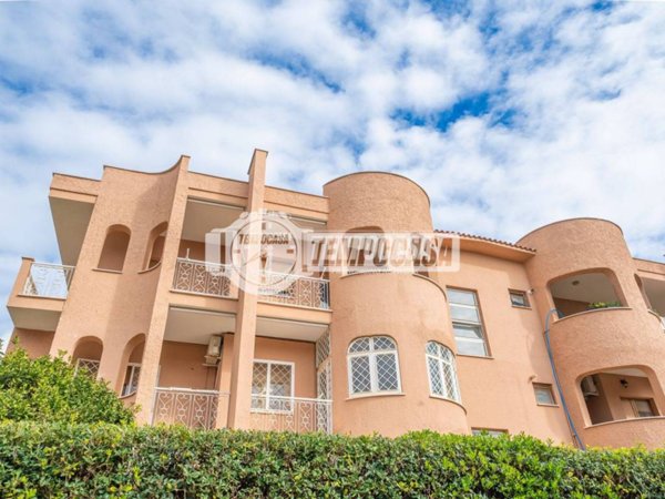 appartamento in vendita a Cerveteri in zona Campo di Mare