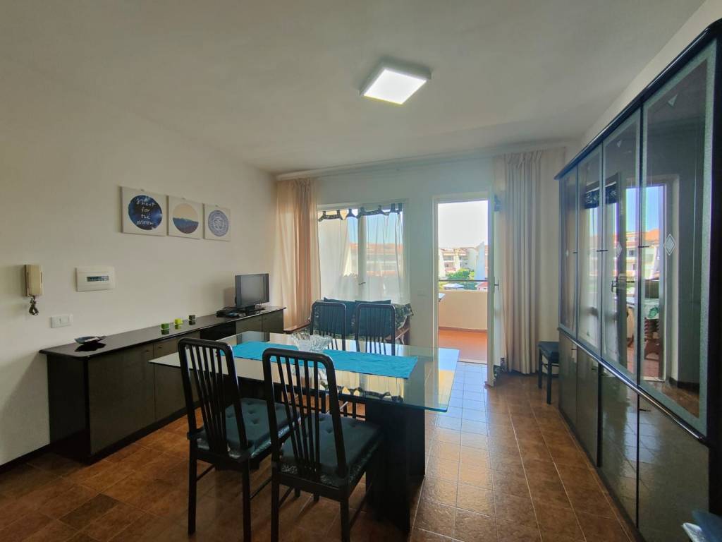 appartamento in vendita a Cerveteri in zona Cerenova