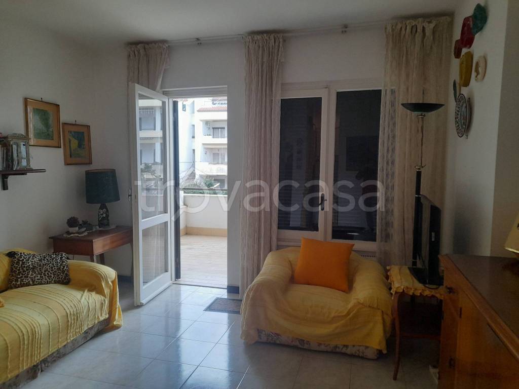 appartamento in vendita a Cerveteri in zona Marina di Cerveteri