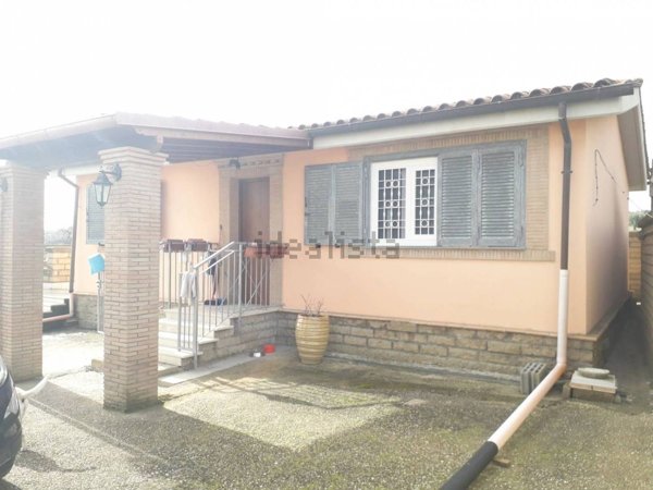 casa indipendente in vendita a Cerveteri