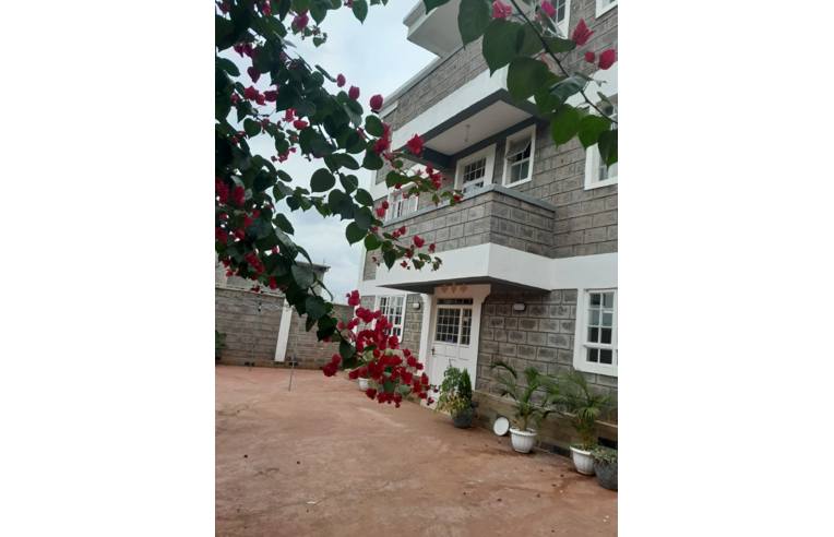 casa indipendente in vendita a Cerveteri in zona Sasso