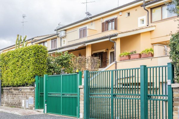 casa indipendente in vendita a Cerveteri