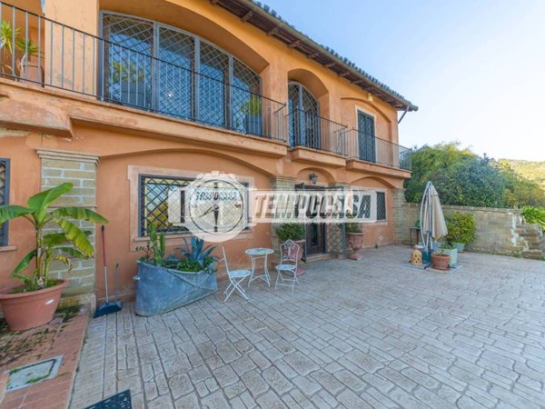 casa indipendente in vendita a Cerveteri