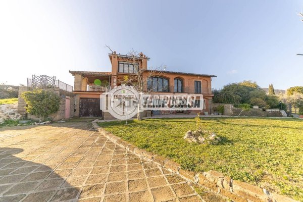 casa indipendente in vendita a Cerveteri