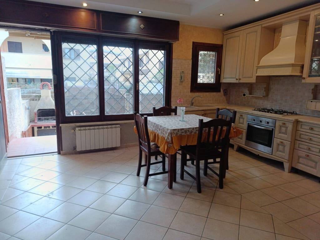 casa indipendente in vendita a Cerveteri