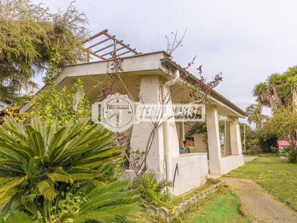 casa indipendente in vendita a Cerveteri in zona Cerenova