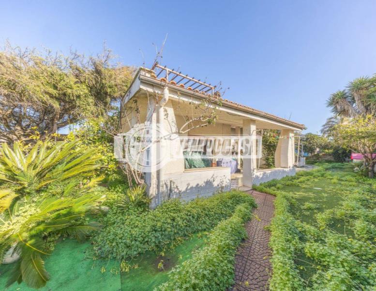 casa indipendente in vendita a Cerveteri in zona Campo di Mare