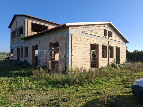 negozio in vendita a Cerveteri