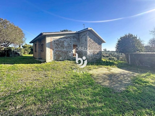 casale in vendita a Cerveteri in zona Valcanneto