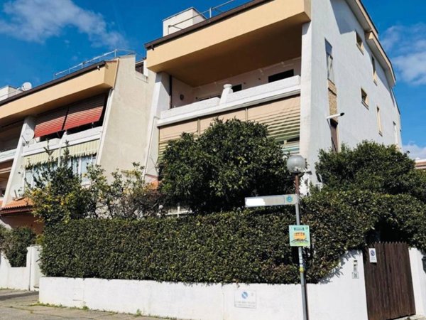 appartamento in vendita a Cerveteri in zona Cerenova