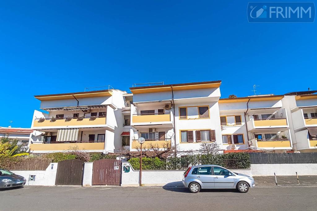 appartamento in vendita a Cerveteri in zona Marina di Cerveteri