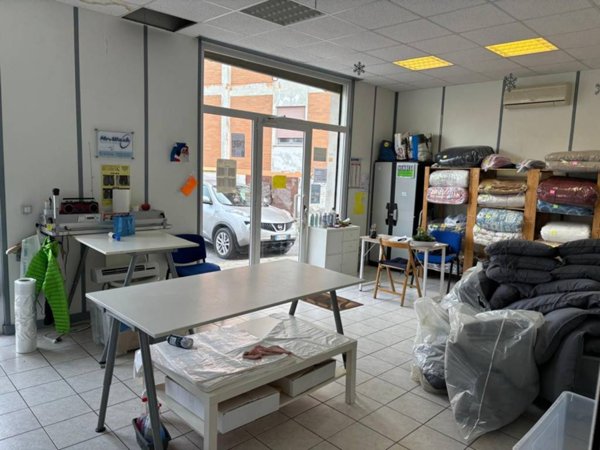 negozio in vendita a Cerveteri