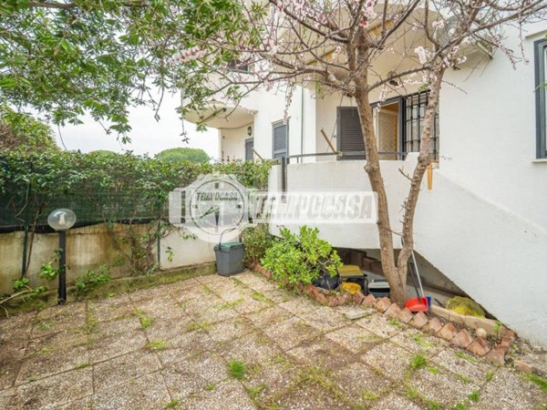 appartamento in vendita a Cerveteri in zona Marina di Cerveteri