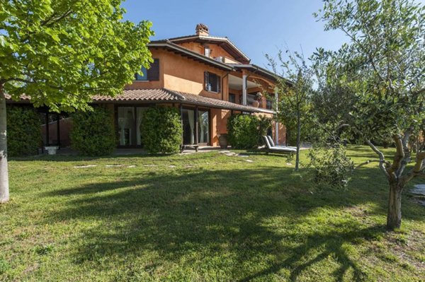 casa indipendente in vendita a Cerveteri