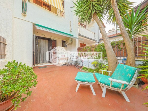 appartamento in vendita a Cerveteri in zona Cerenova