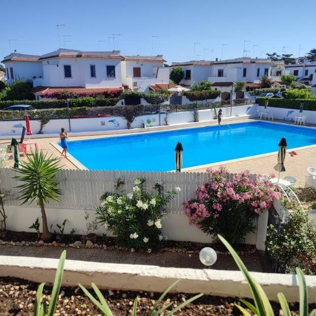 appartamento in vendita a Cerveteri in zona Cerenova