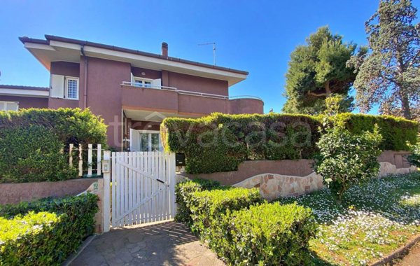 casa indipendente in vendita a Cerveteri in zona Valcanneto