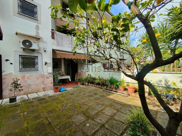 appartamento in vendita a Cerveteri in zona Cerenova