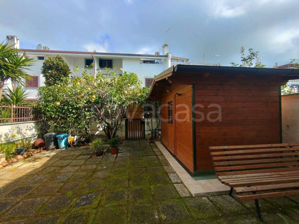 appartamento in vendita a Cerveteri in zona Marina di Cerveteri