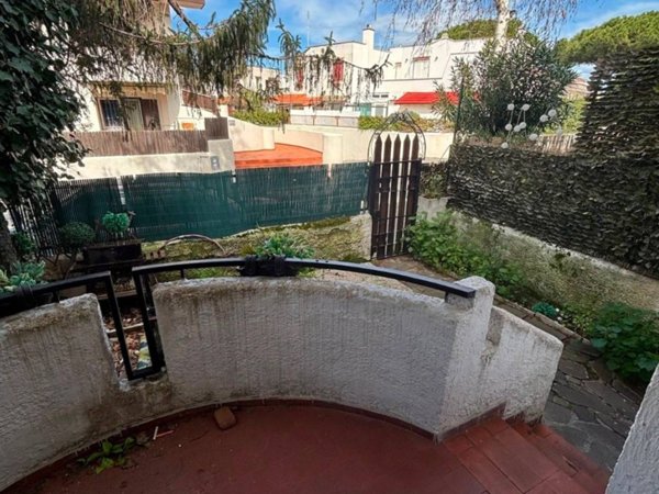 appartamento in vendita a Cerveteri in zona Cerenova