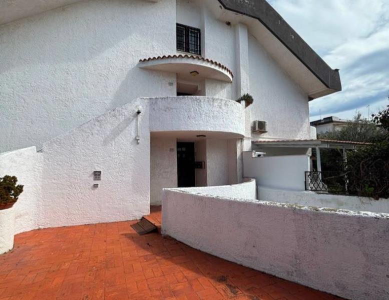 appartamento in vendita a Cerveteri in zona Cerenova