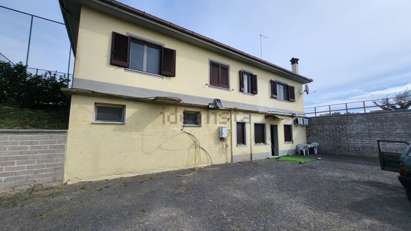 casa indipendente in vendita a Cerveteri in zona Ceri