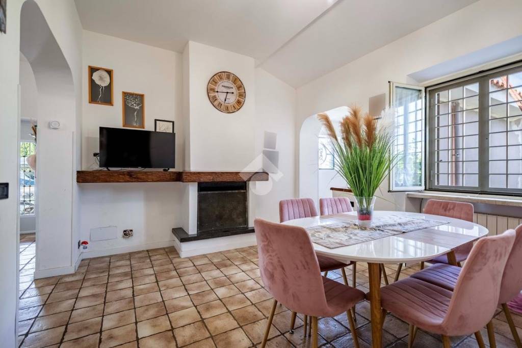 casa indipendente in vendita a Cerveteri in zona Gricciano