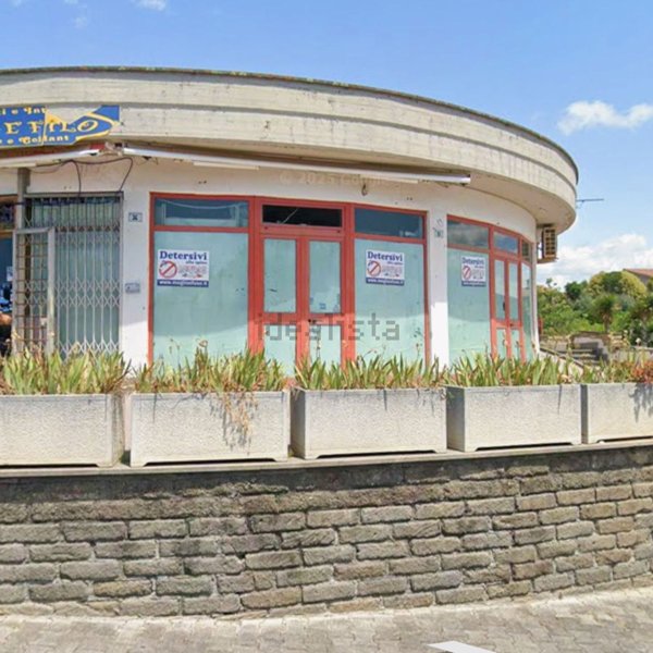 locale commerciale in vendita a Cerveteri in zona Valcanneto