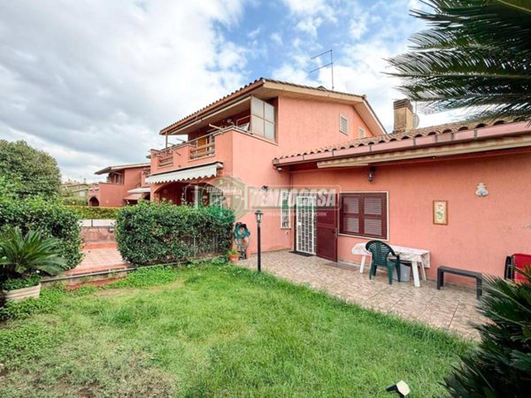 casa indipendente in vendita a Cerveteri in zona Zambra