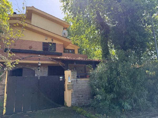 casa indipendente in vendita a Cerveteri in zona Valcanneto