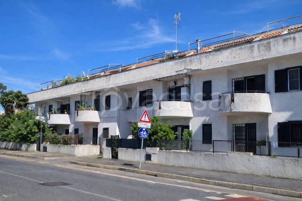 appartamento in vendita a Cerveteri in zona Marina di Cerveteri
