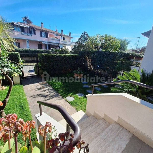 casa indipendente in vendita a Cerveteri in zona Valcanneto