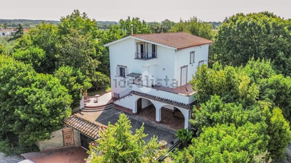 casa indipendente in vendita a Cerveteri